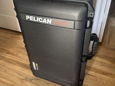 Pelican Air 1595