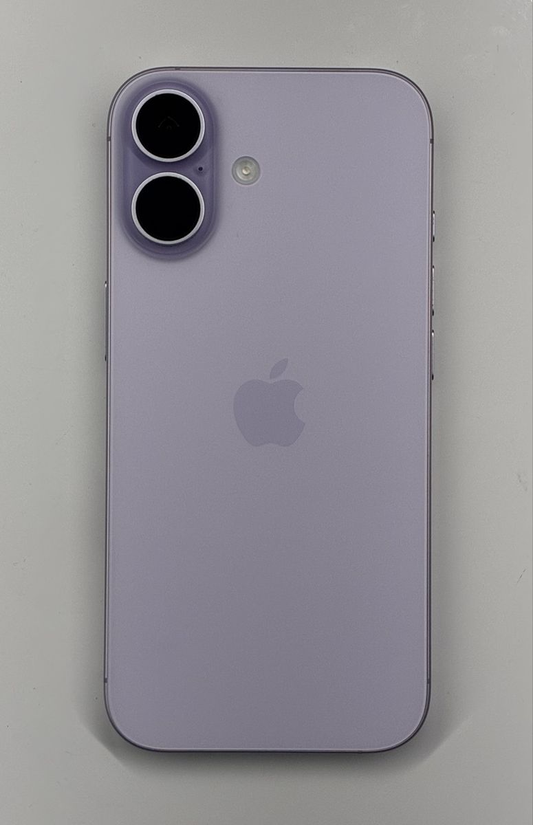 iPhone 17 Unlocked 100% Battery Health Warranty Thru March 2027