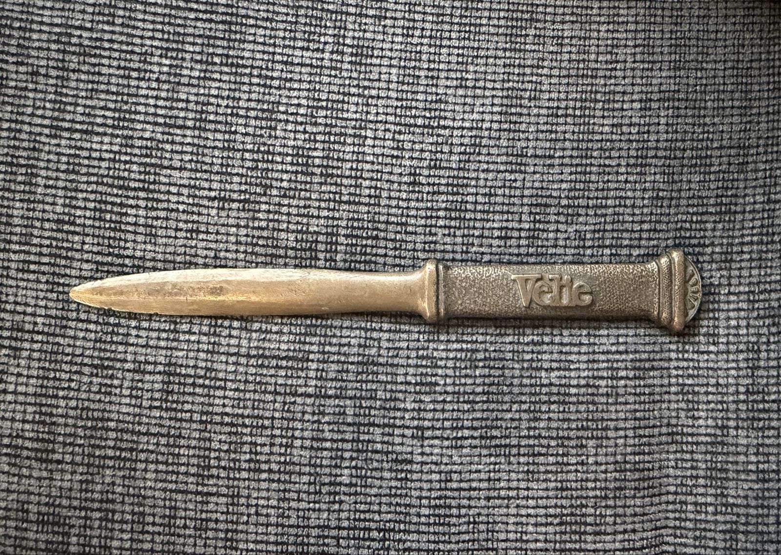 Main image 2