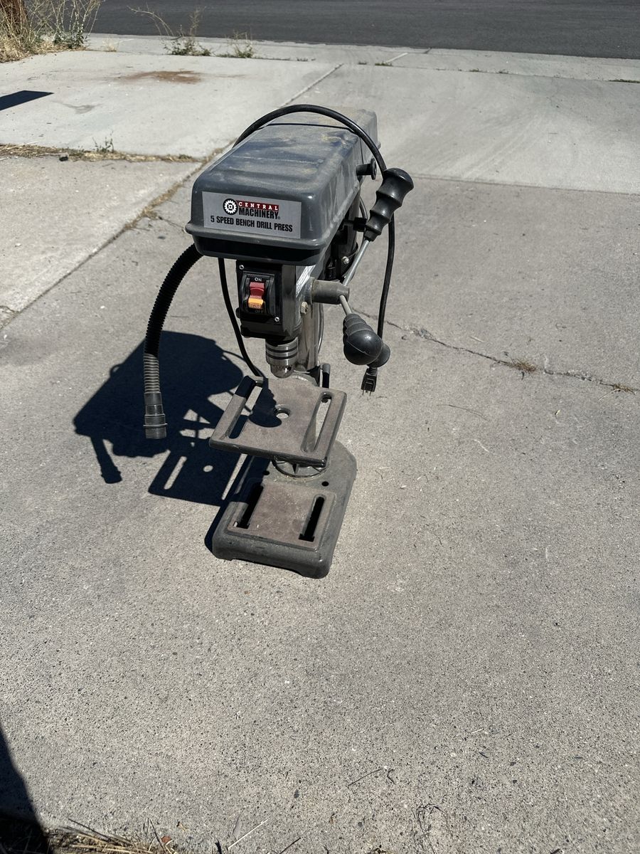 Central Machinery 8 Inch 5-Speed Bench Mount Drill Press