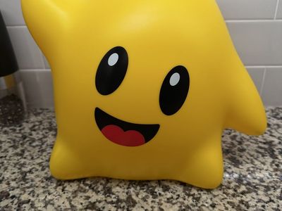Super Mario Galaxy LED Luma Star Popcorn Bucket