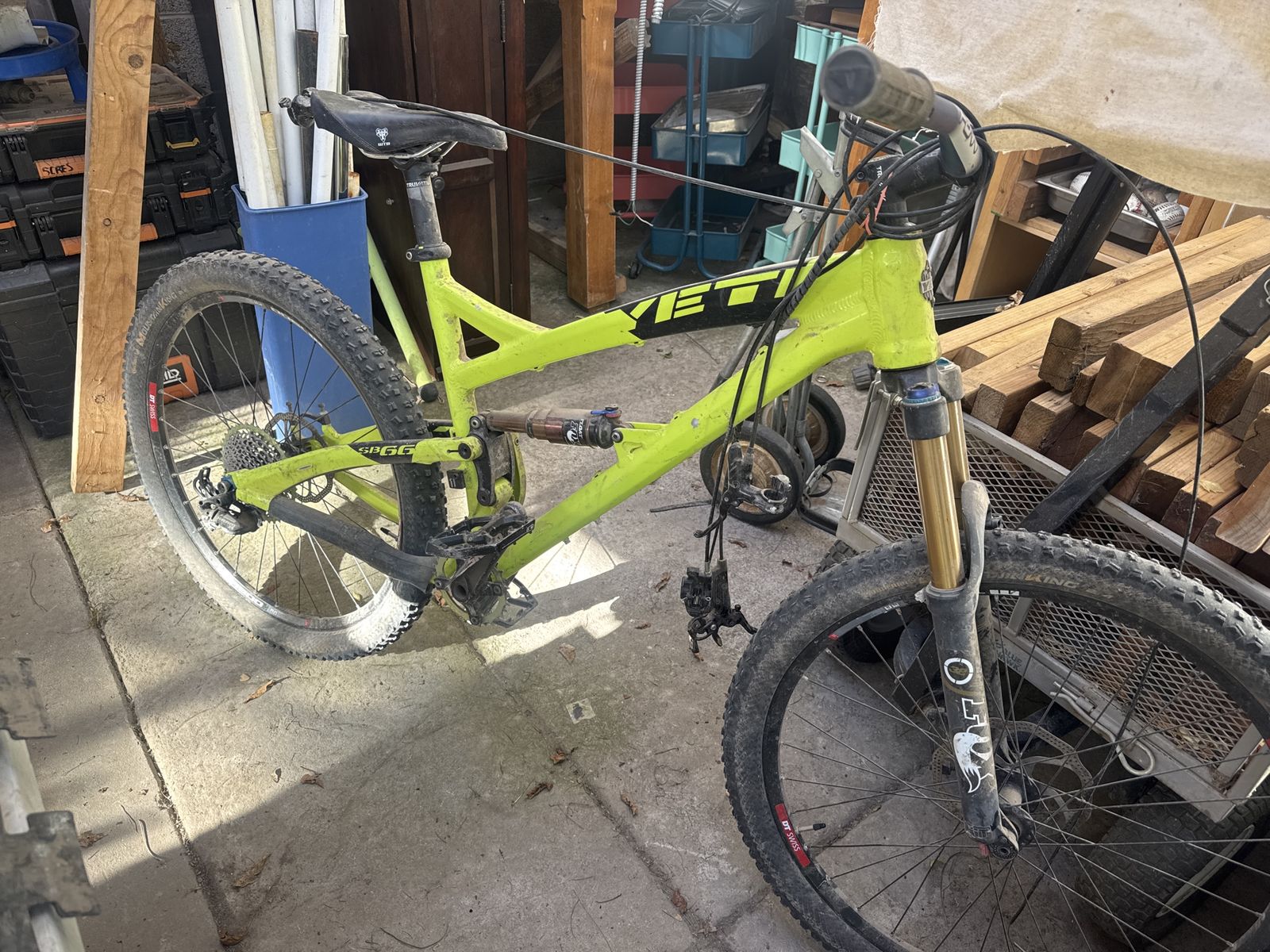 Yeti SB66 Full Suspension Mountain Bike - Size M/L - Fox Suspension, DT Swiss Wheels
