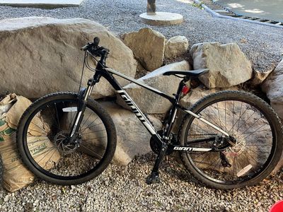 ATX Giant Mountain Bike