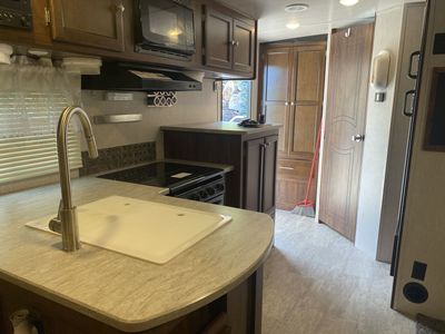 2019 Wilderness 2185RB Travel Trailer