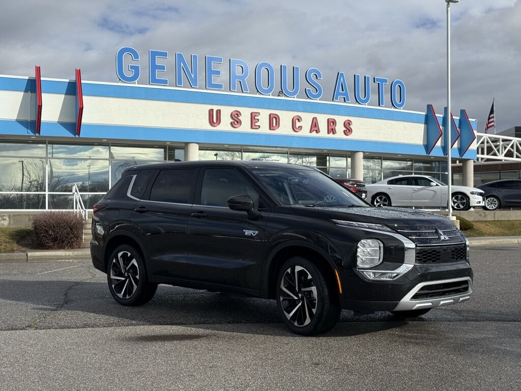 2025 Mitsubishi Outlander SE