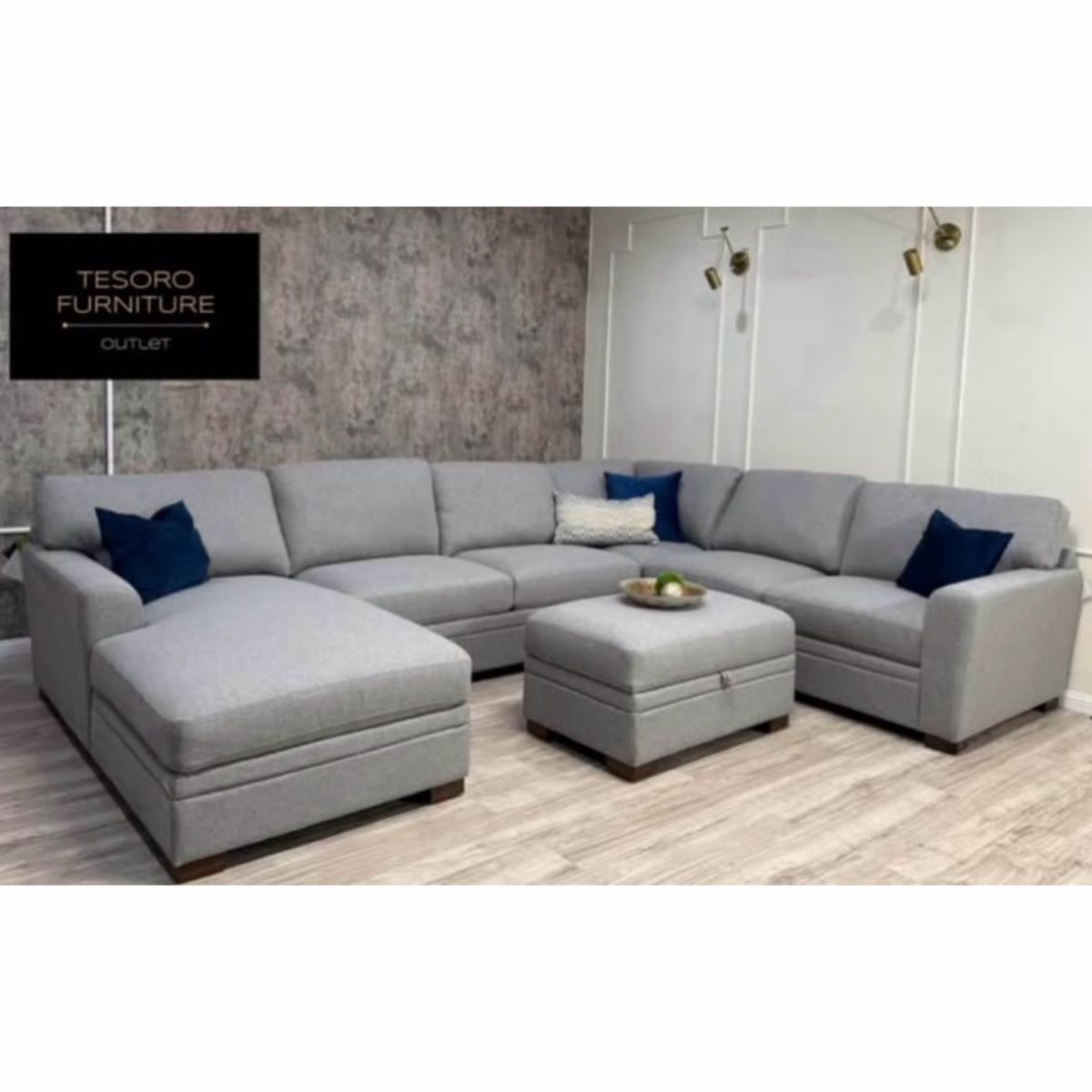 THOMASVILLE LANGDON SECTIONAL WE OFFER DELIVERY 