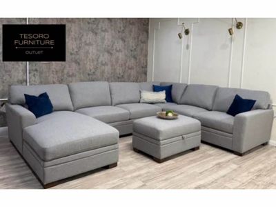 THOMASVILLE LANGDON SECTIONAL WE OFFER DELIVERY