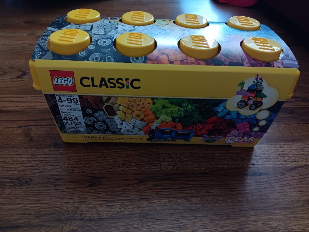 Lego medium creative brick box