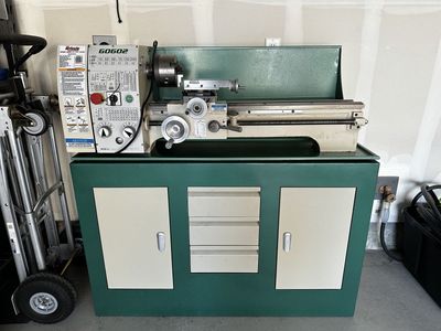 Grizzly Lathe