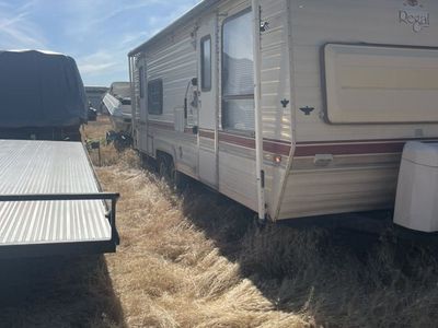 21' Travel Trailer