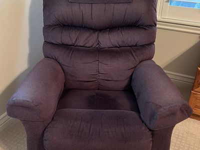 LA-Z-Boy Rocker-Recliner Chair
