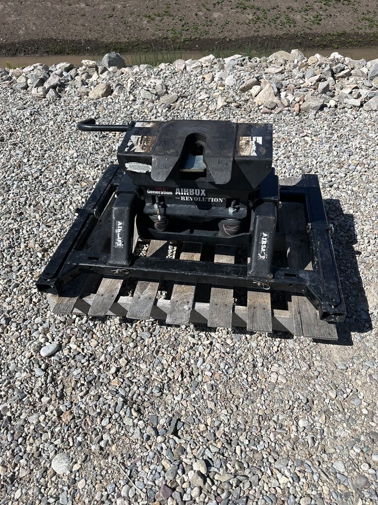 Air Ride Hitch