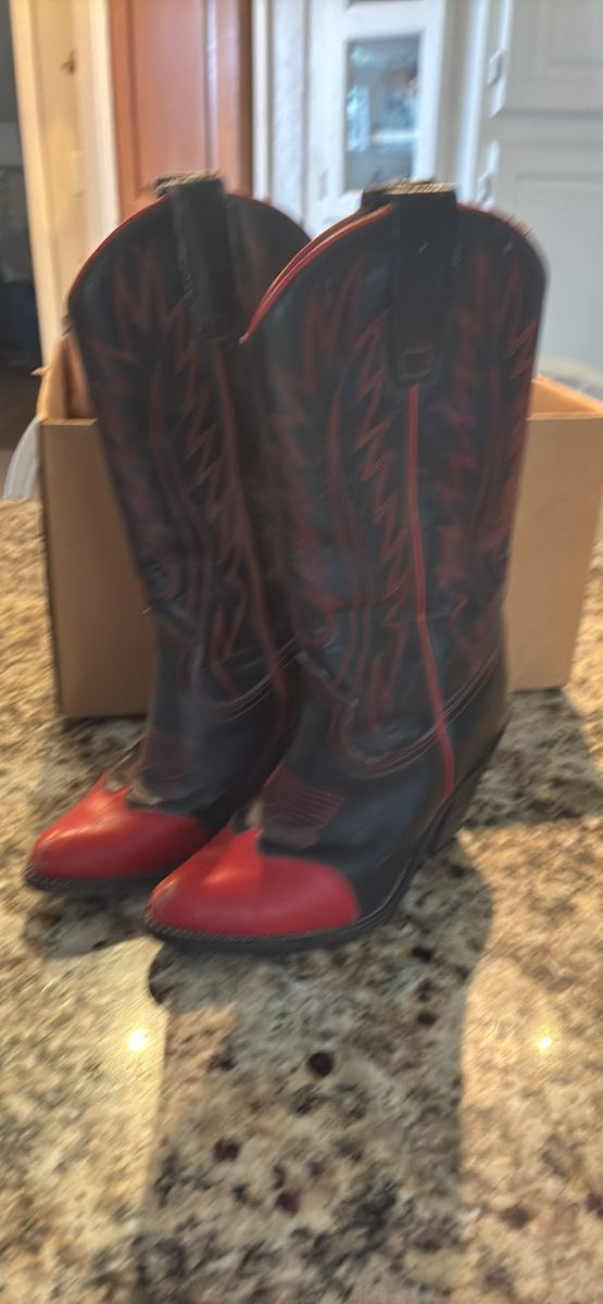 Women’s Cowboy Boots