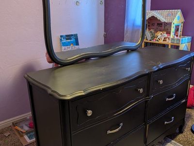 dresser with mirror