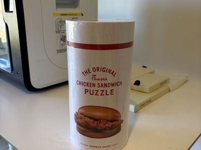 Chick-fil-A The Original Chicken Sandwich 1000-Piece Puzzle - New, Sealed