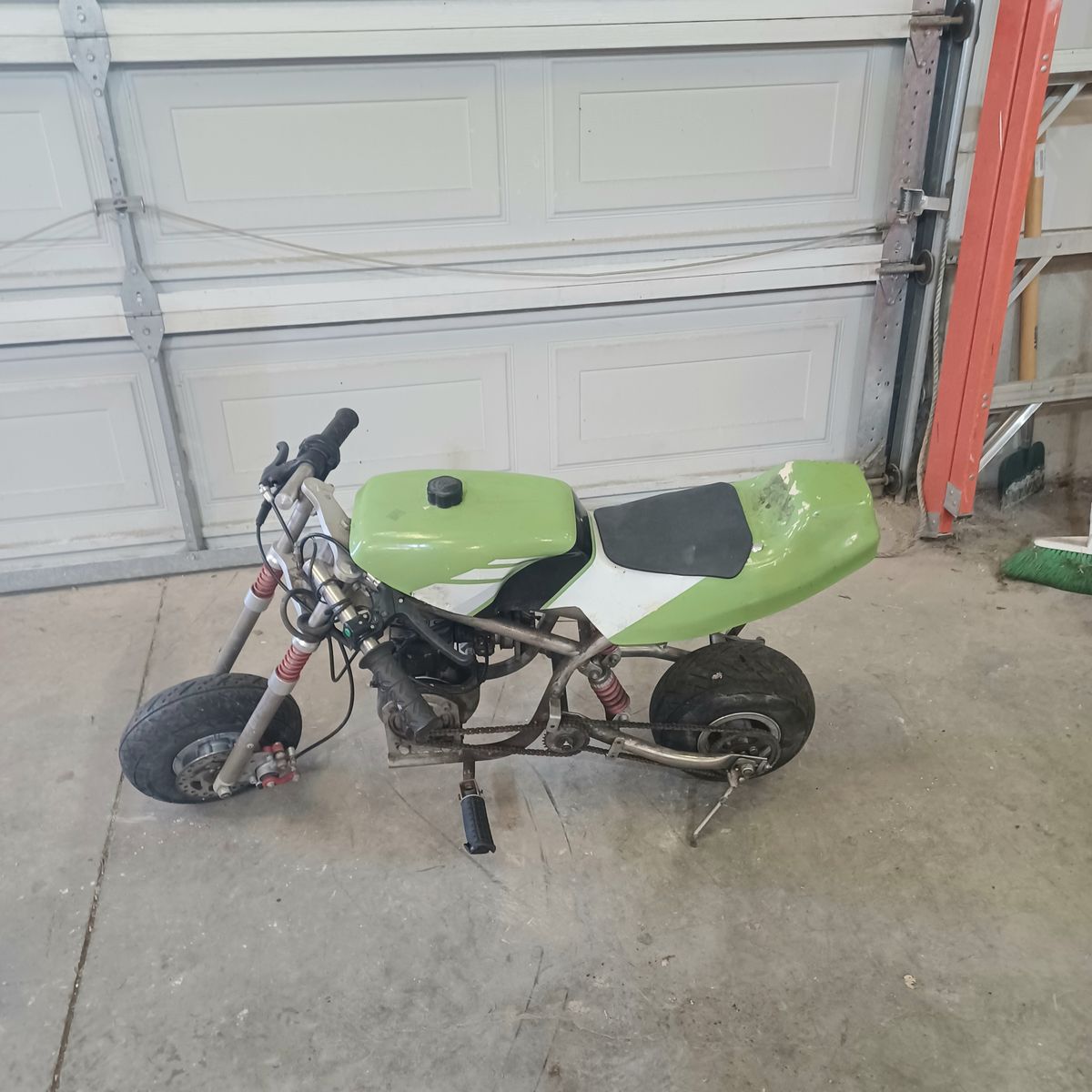 Mini motorcycle for repair.