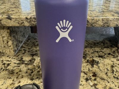 Hydro flask 40 ounce water bottle