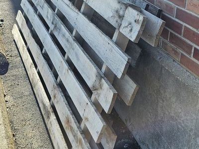 Large HD pallets