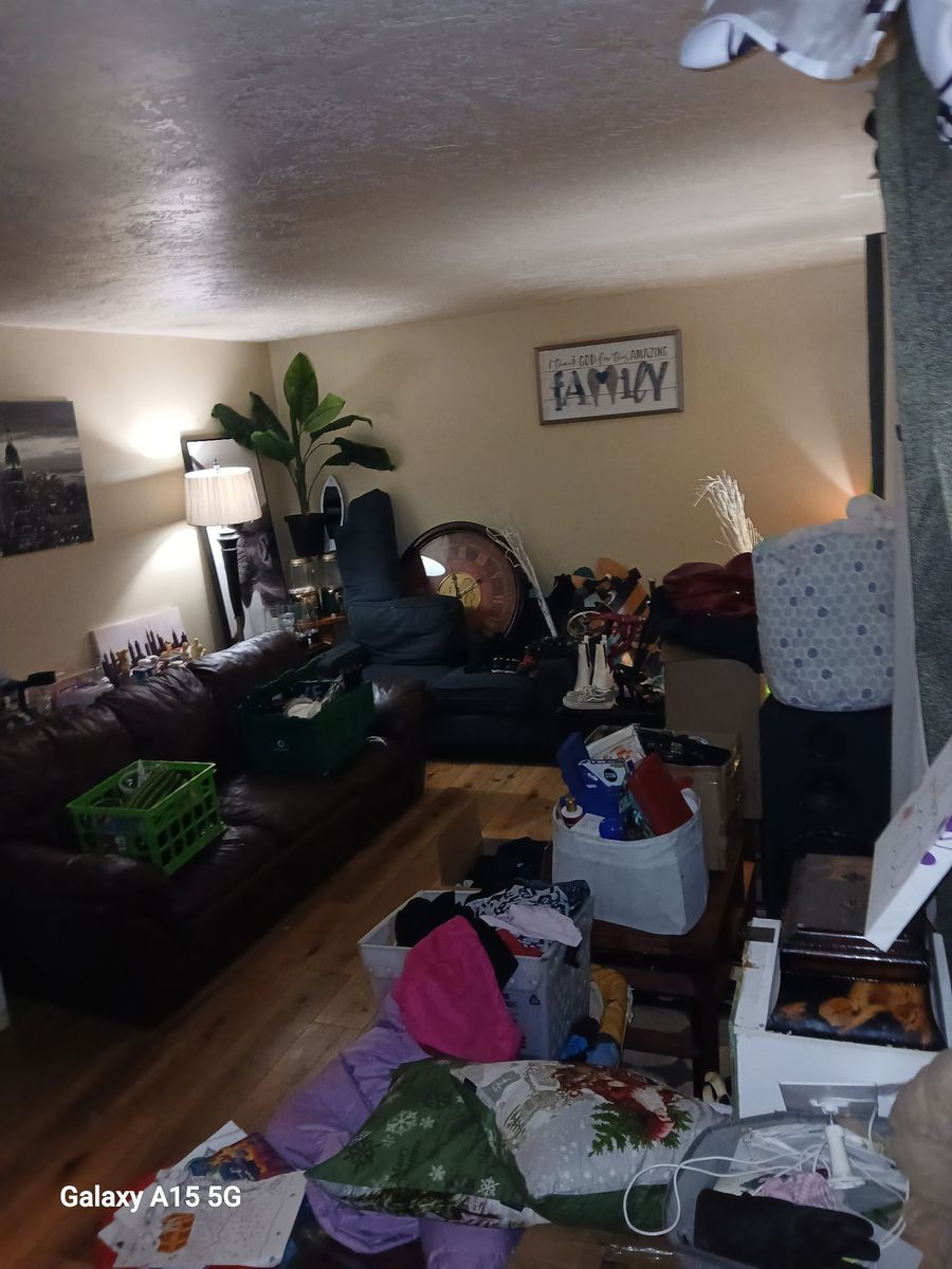 ️ EVERYTHING MUST GO! HUGE/ MOVING SALE! ️today at 9:00 am to 3:00 pm!! Address is 1651 w 1960 n Layton Utah, 84041