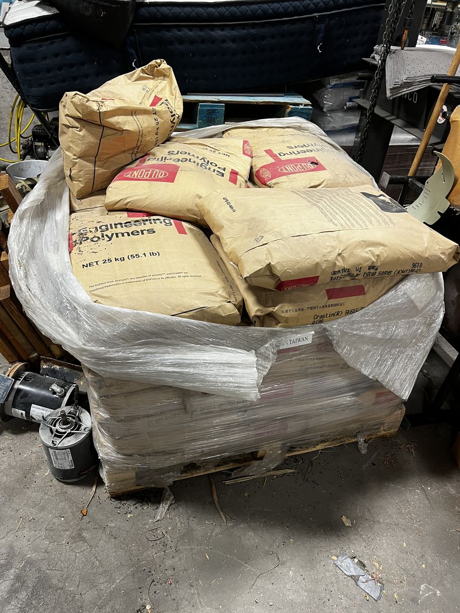 30 (potentially more) DuPont Crastin SK605 BK851 PBT Engineering Resin - Surplus Lot