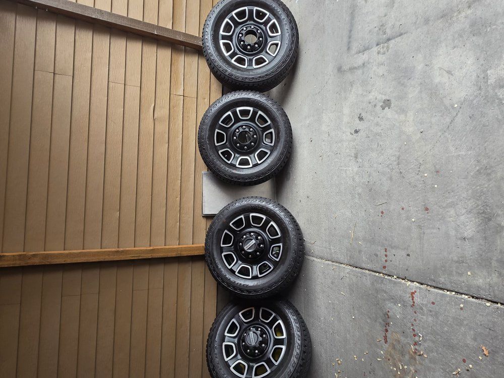 2026 ford f3500 platinum  275/65/20