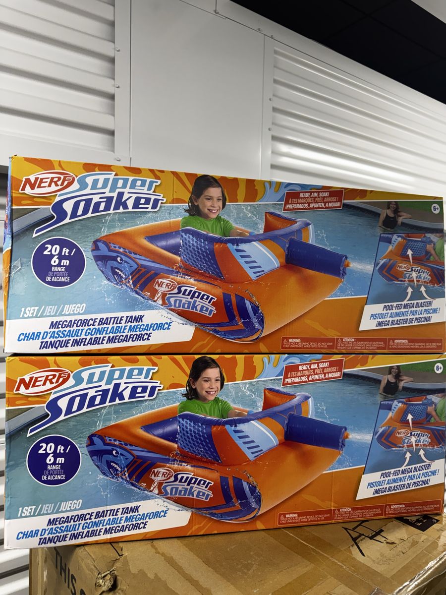 NERF Super Soaker Megaforce Battle Tank Ride-On – Inflatable Pool Float with Pool-Fed Mega Water Blaster