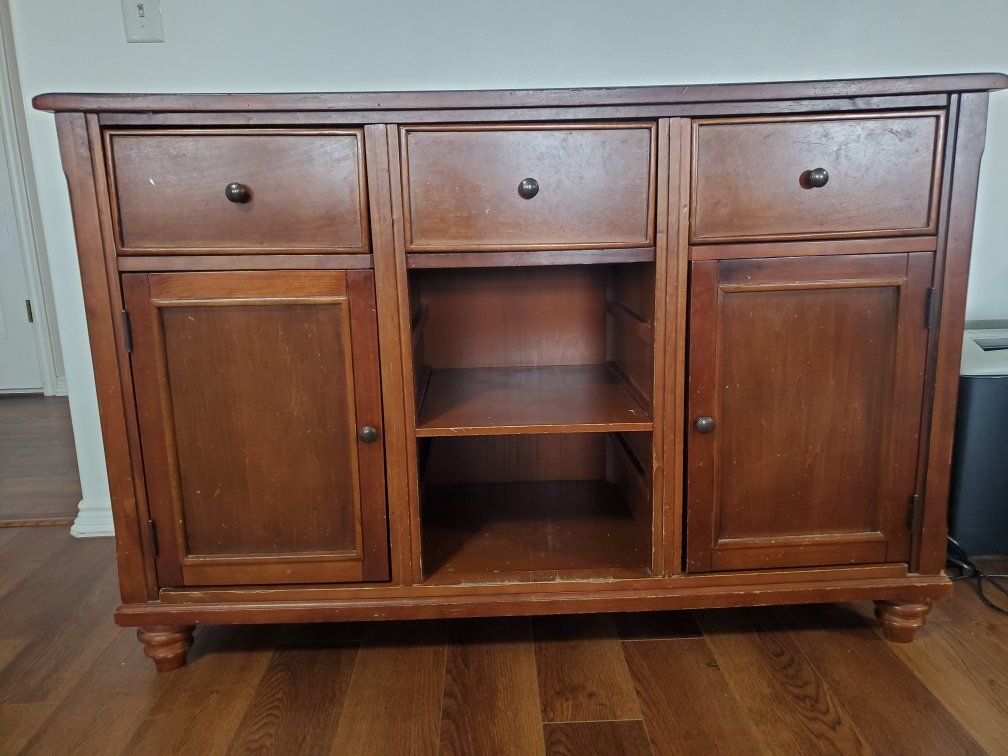 Sideboard, Buffet, Credenza