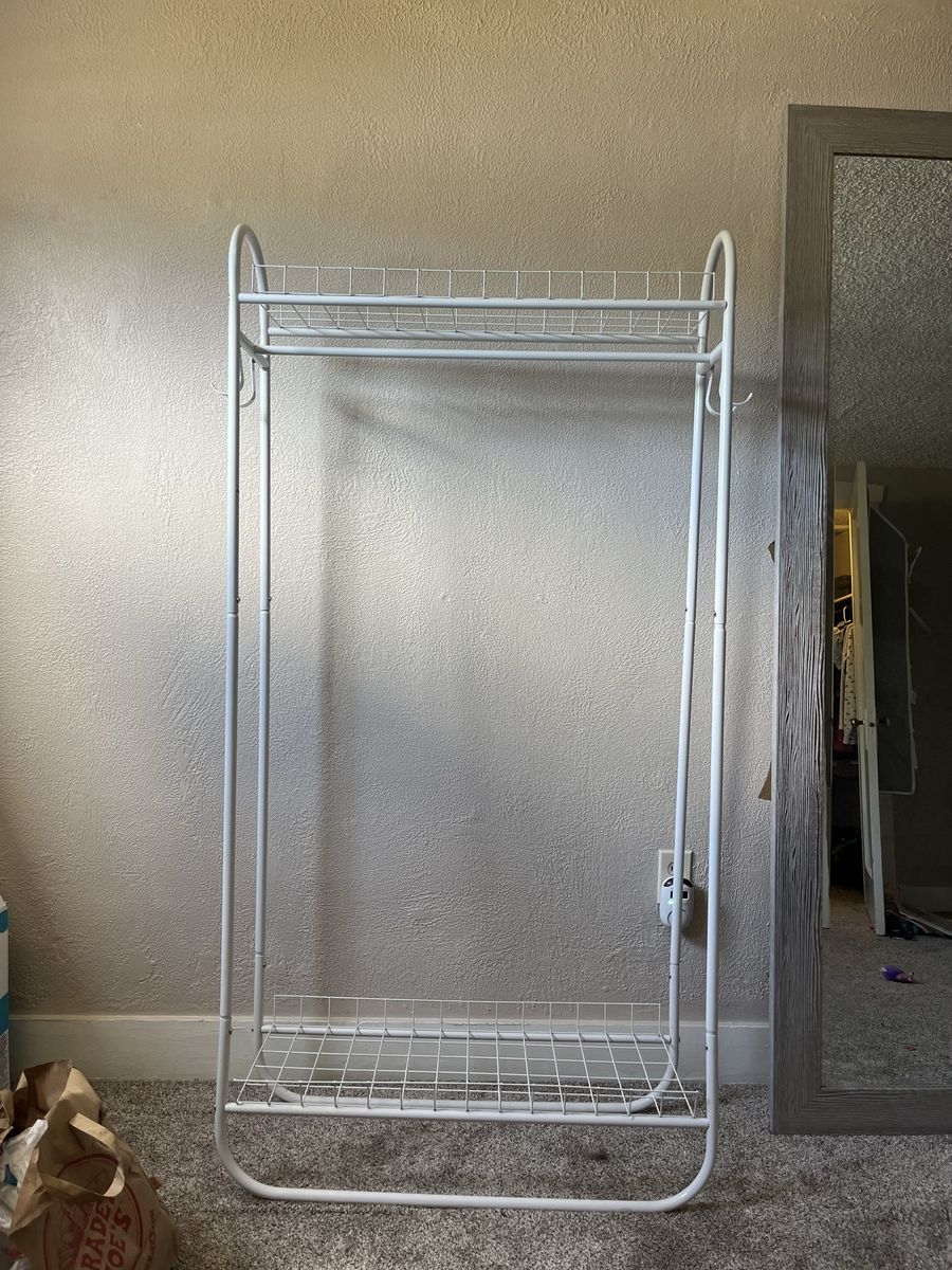 White Metal Clothing rack