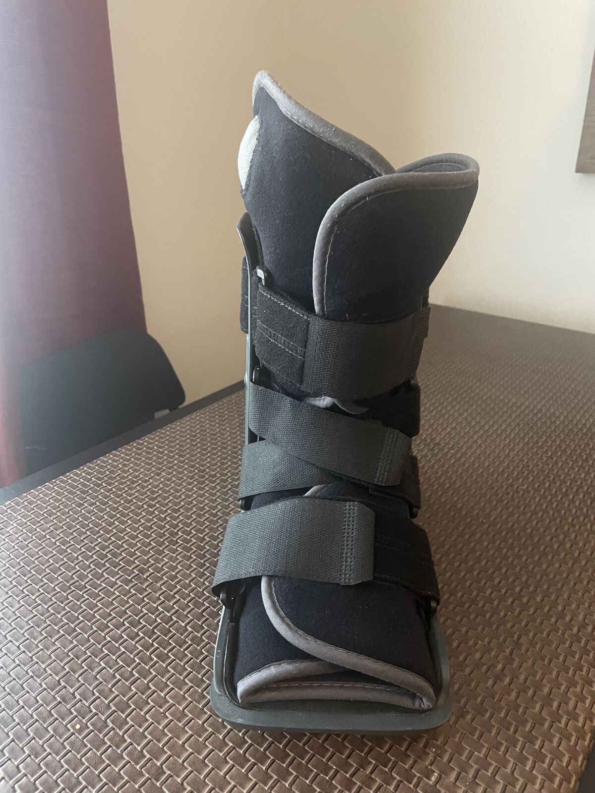 ORTHOPEDIC BOOT — DONJOY MATRIX 2