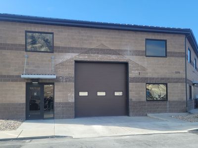 Nice, Finished 6K sqft Air conditioned Flex unit, easy I-15 access Springville