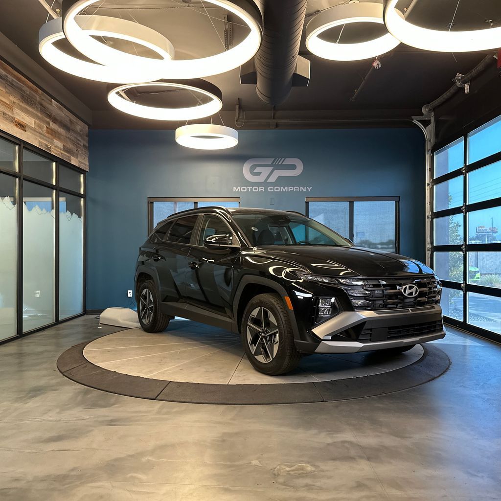 2025 Hyundai Tucson SEL — rebuilt & branded title, 18% below market