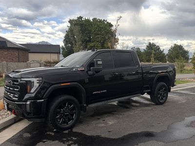 2024 GMC 2500 AT4