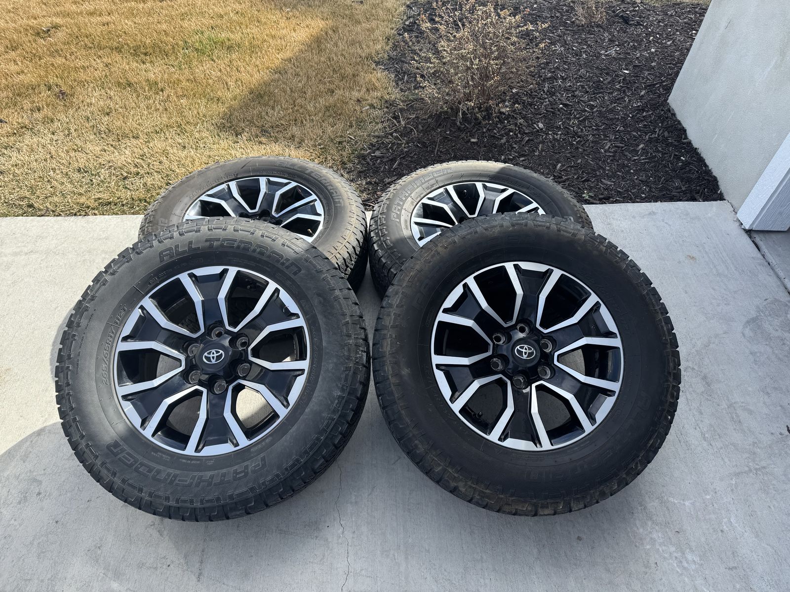 Toyota Tacoma 4Runner Rims and Tires 265/70R17
