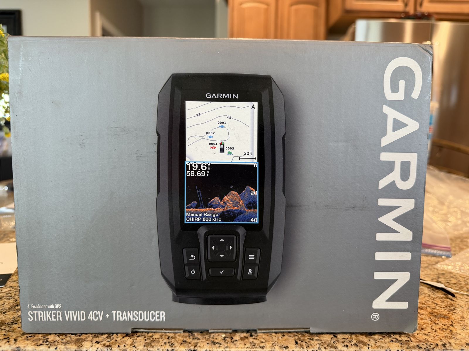 Garmin Striker Vivid 4cv Fish Finder w/Transducer