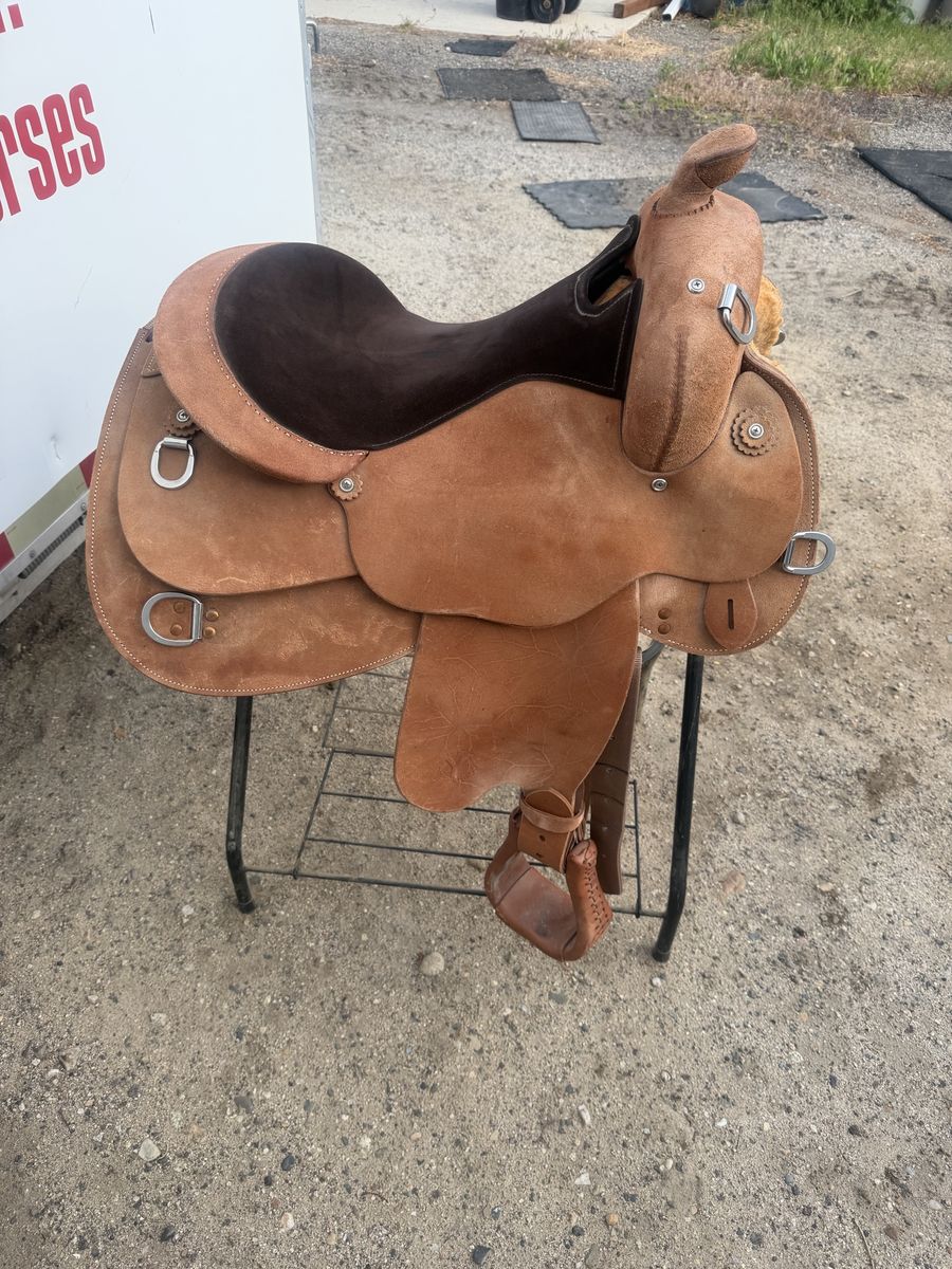 Circle Y Western Saddle