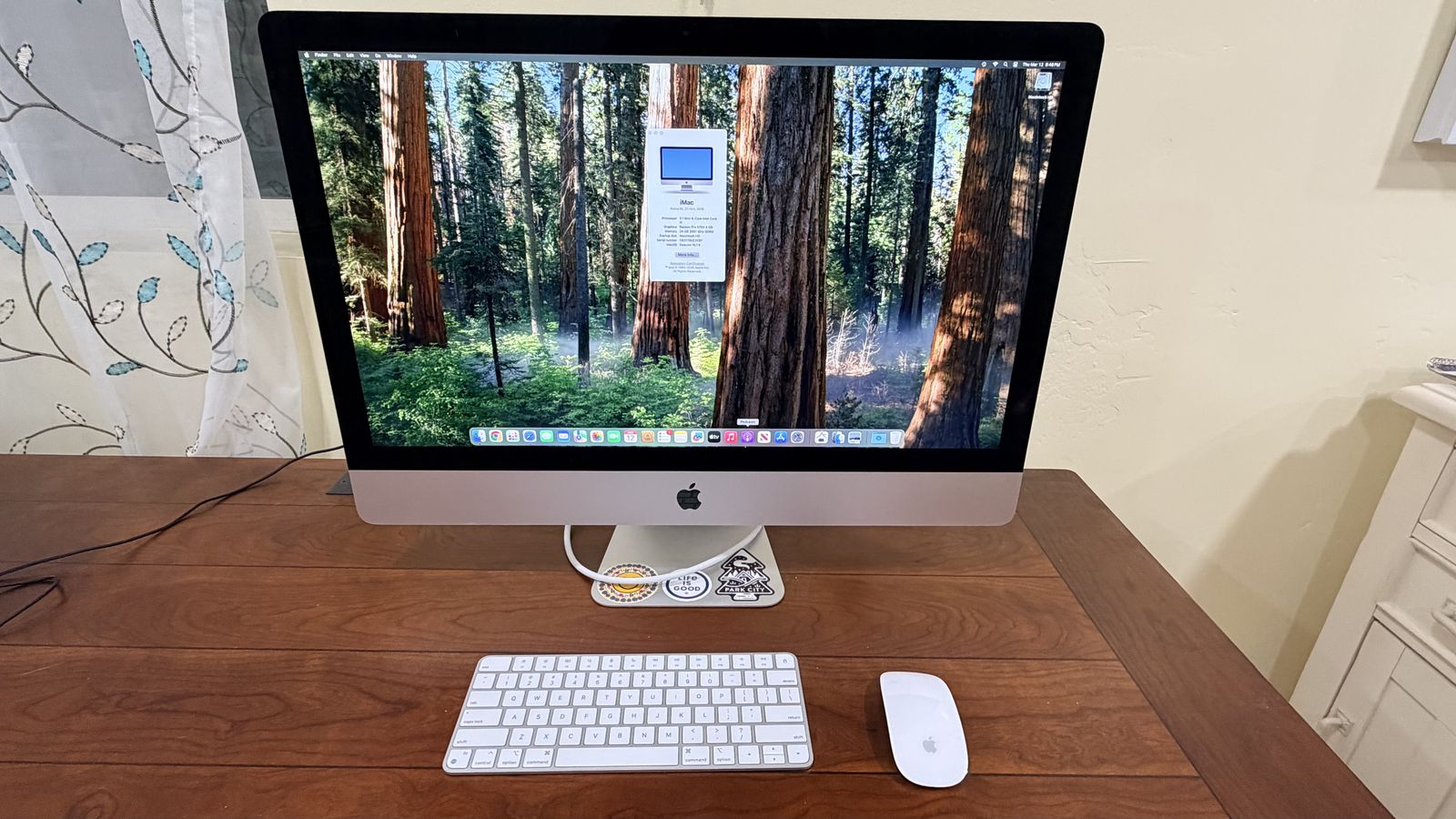 iMac 27 2019 Core i5 24 GB Ram 4 GB Graphics