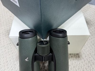 Swarovski 12x50 EL