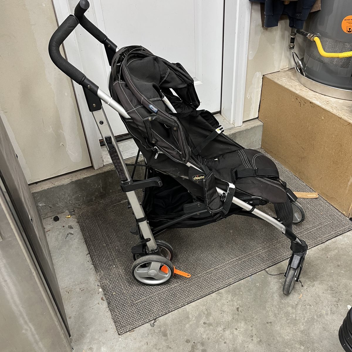 Chicco Liteway Umbrella Stroller