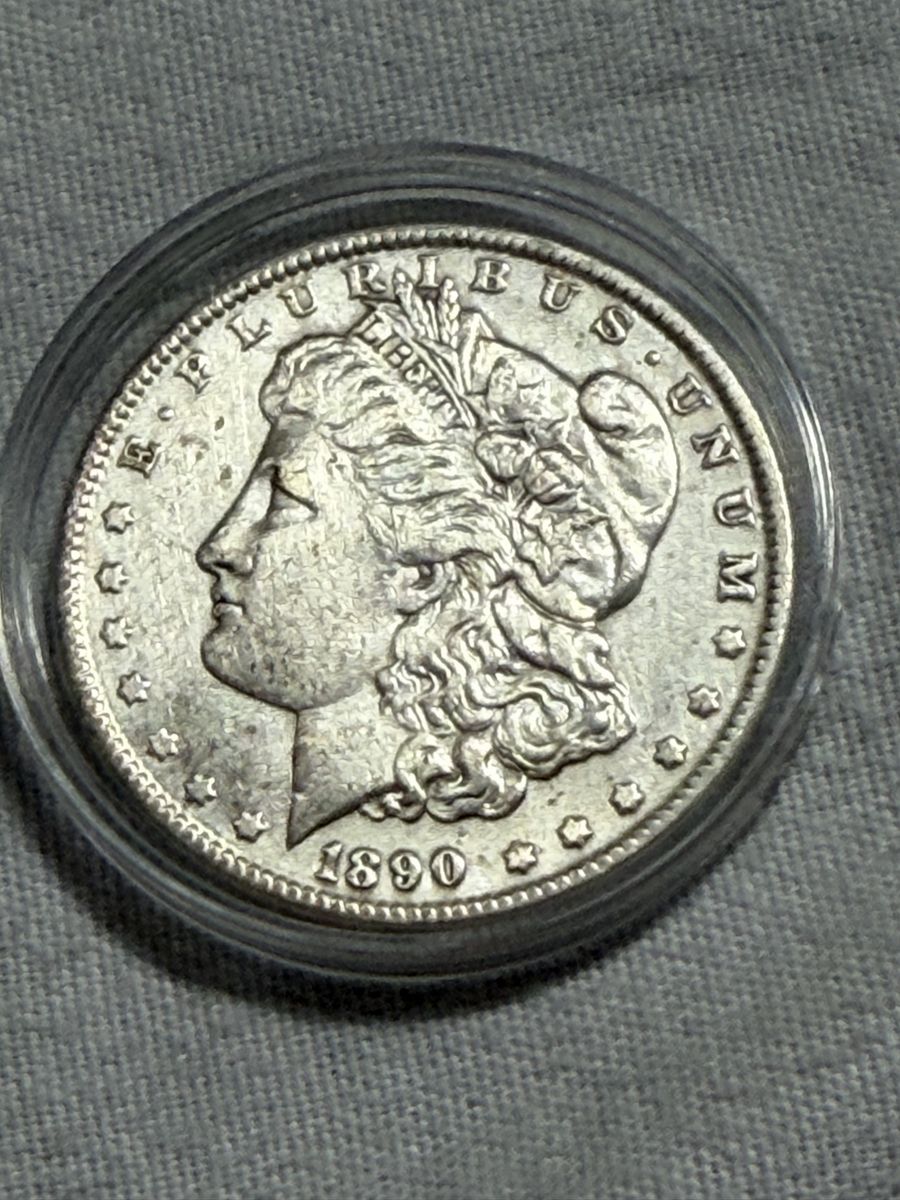Main image 11