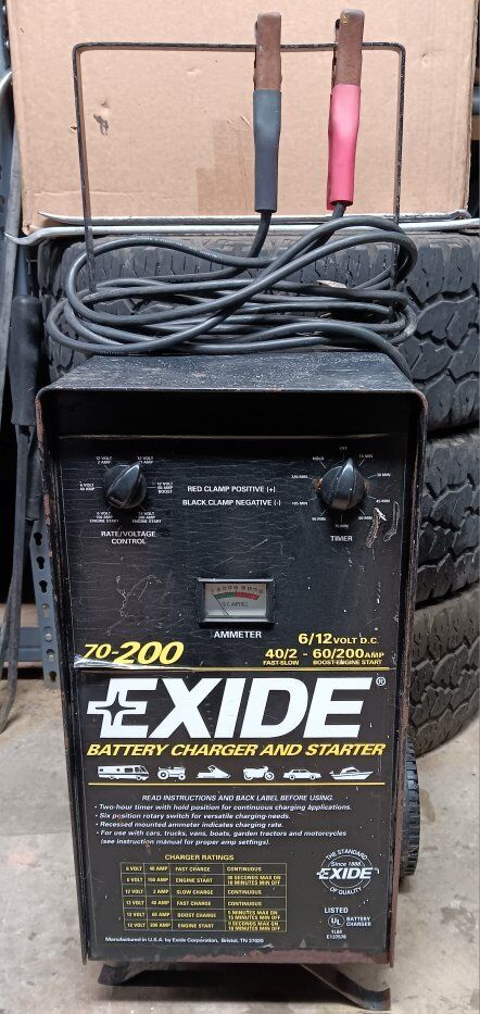 Exide 6/12 Volt Battery Charger with 200A Starter