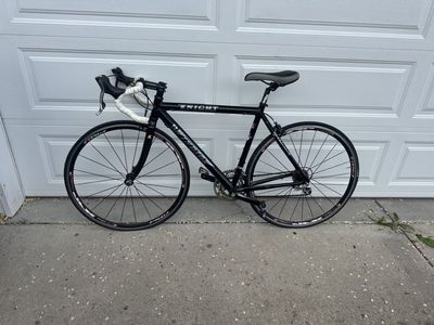 Windsor Knight 60.61 Aluminum 27 Speed