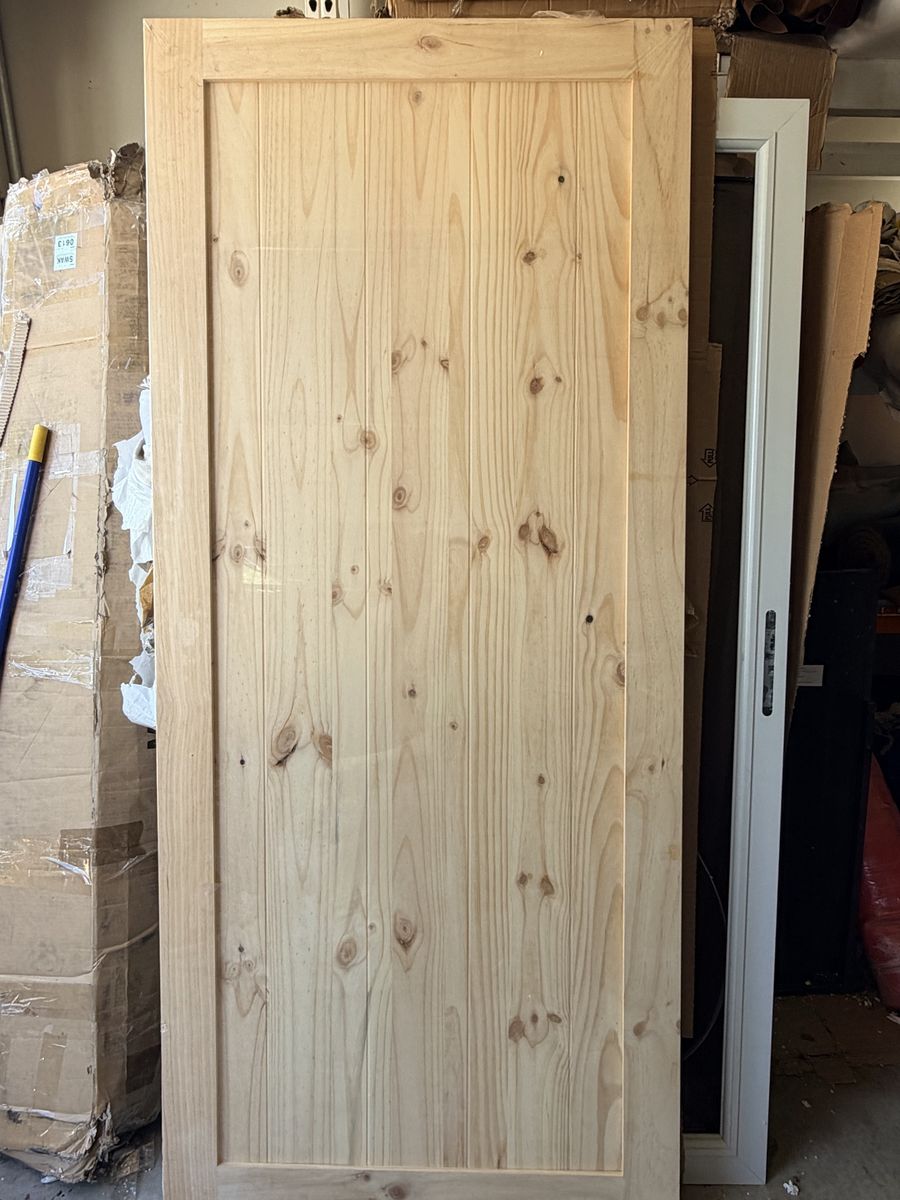New. Unfinished Knotty Pine Wood Barn Door 40x84