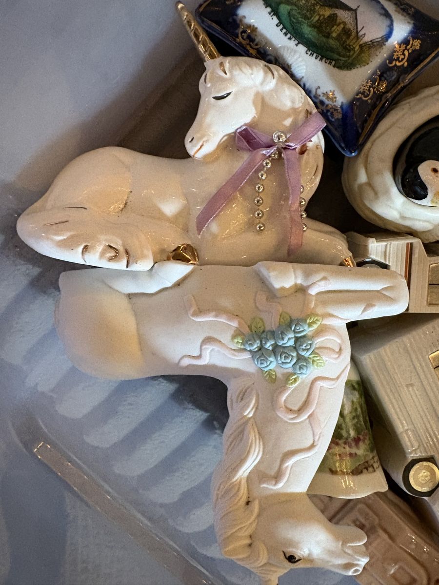 Main image 4