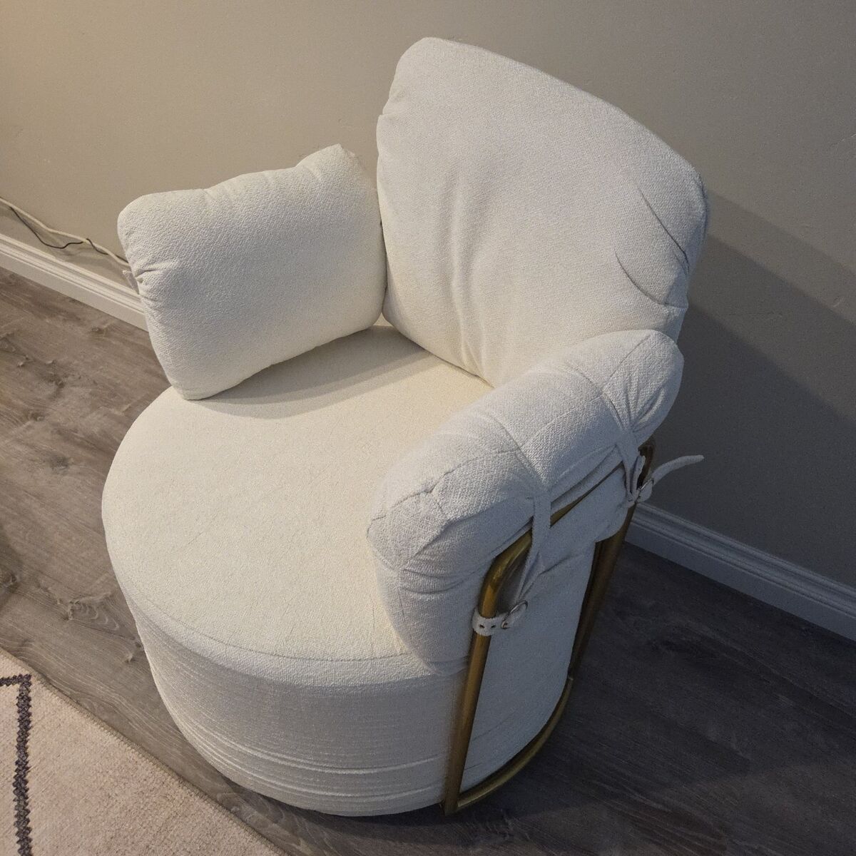 360 degree swivel accent chair new