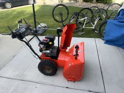 Ariens Deluxe 28 Snowblower