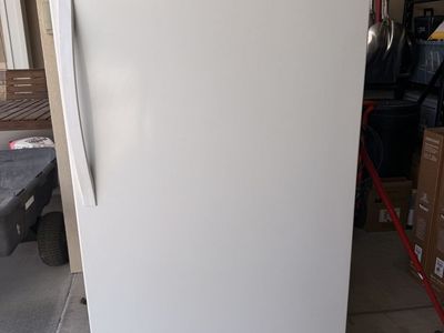 Whirlpool Upright Freezer - White, 25-inch Width, Spacious Storage