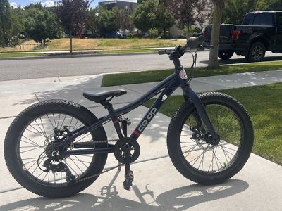 CO-OP Mountain Bike. 6 Speed 20” wheels. Perfect for a little ripper just learning.
