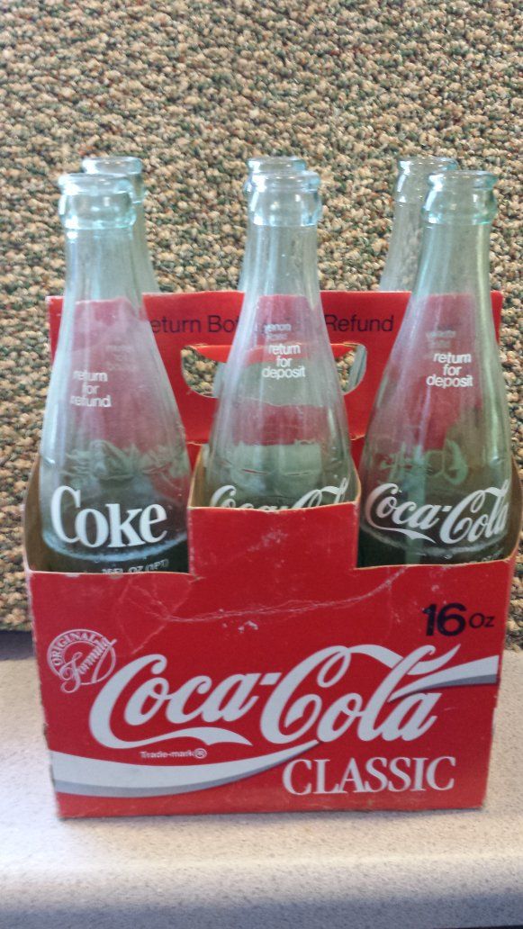 Vintage Coca-Cola Classic 16oz Glass Bottles in Original 6-Pack Carrier, Money Back Bottle