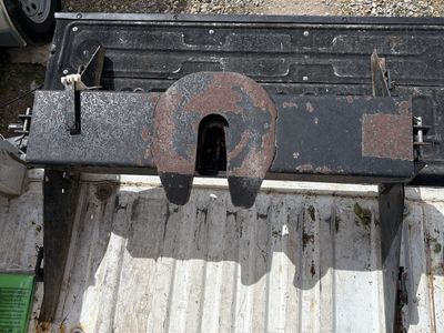 RBW Fifth Wheel Hitch