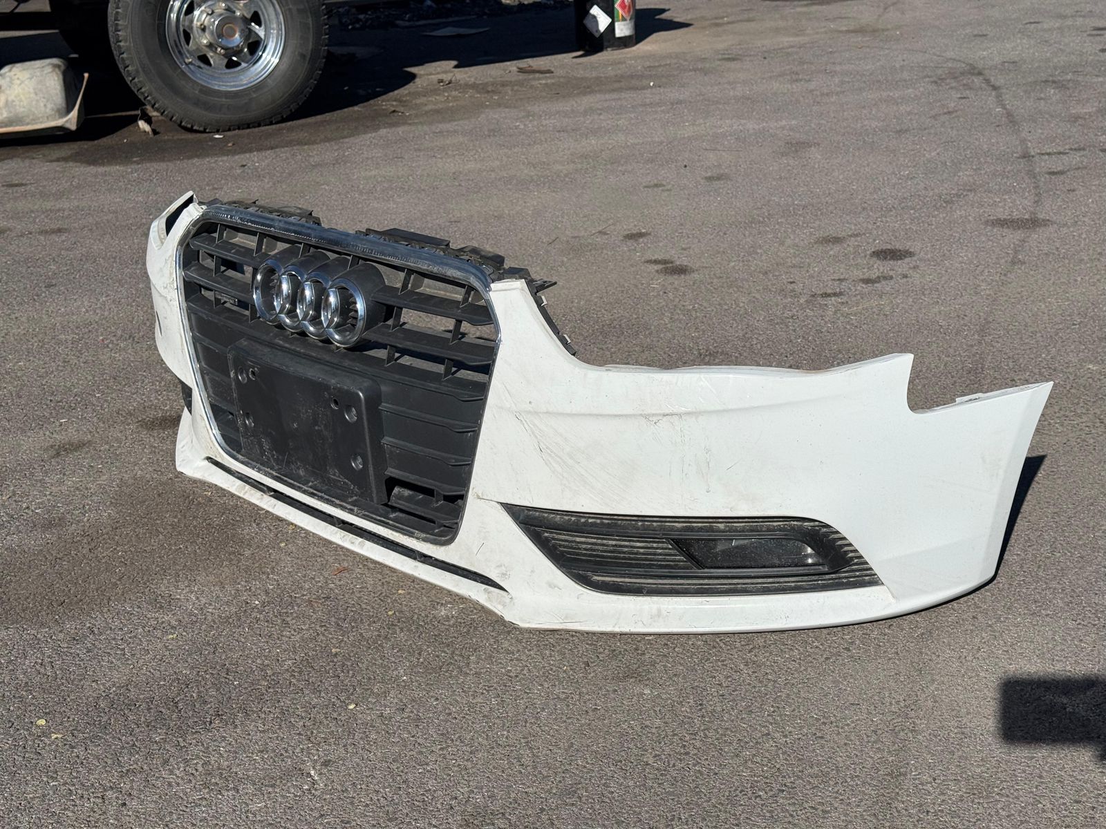 2019 -2017 Audi a4 front bumper assembly